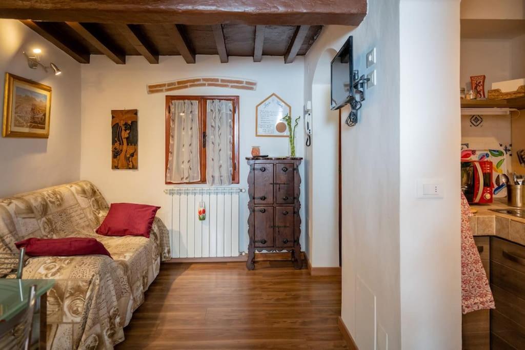 Monica Appartamento Con Giardino Al Ponte Vecchio Firenze Kültér fotó